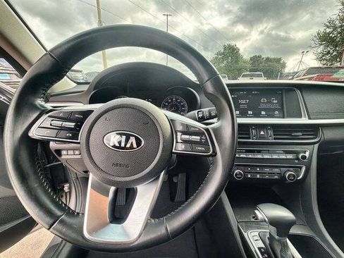 Used 2019 Kia Optima EX FWD image 11