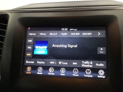 Used 2020 Jeep Cherokee Latitude image 17