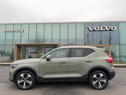 Certified 2024 Volvo XC40 B5 Plus w/ Protection Package image 1