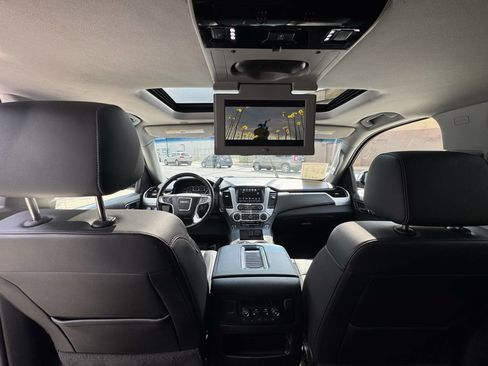 Used 2017 GMC Yukon SLT image 23