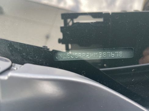 Used 2017 INFINITI QX50 2WD image 16