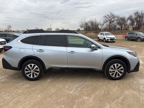 Used 2022 Subaru Outback Premium w/ Popular Package #1 image 6