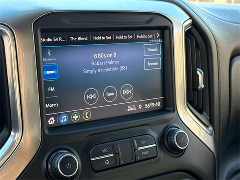 Used 2022 Chevrolet Silverado 2500 LT w/ Convenience Package image 23