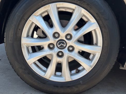 Used 2016 MAZDA MAZDA3 i Sport w/ Preferred Equipment Package FWD image 25
