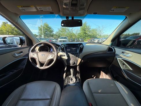 Used 2018 Hyundai Santa Fe Sport w/ 2.4L Tech Package 04 AWD/4WD image 5