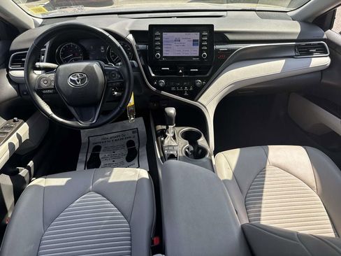 Used 2023 Toyota Camry SE AWD/4WD image 14