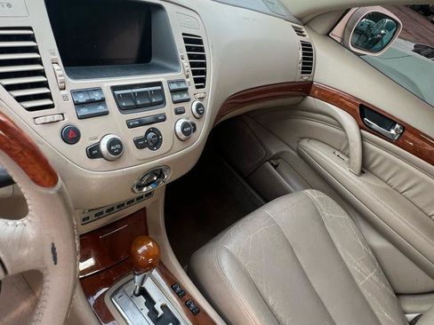 Used 2004 INFINITI Q45 Luxury RWD image 9