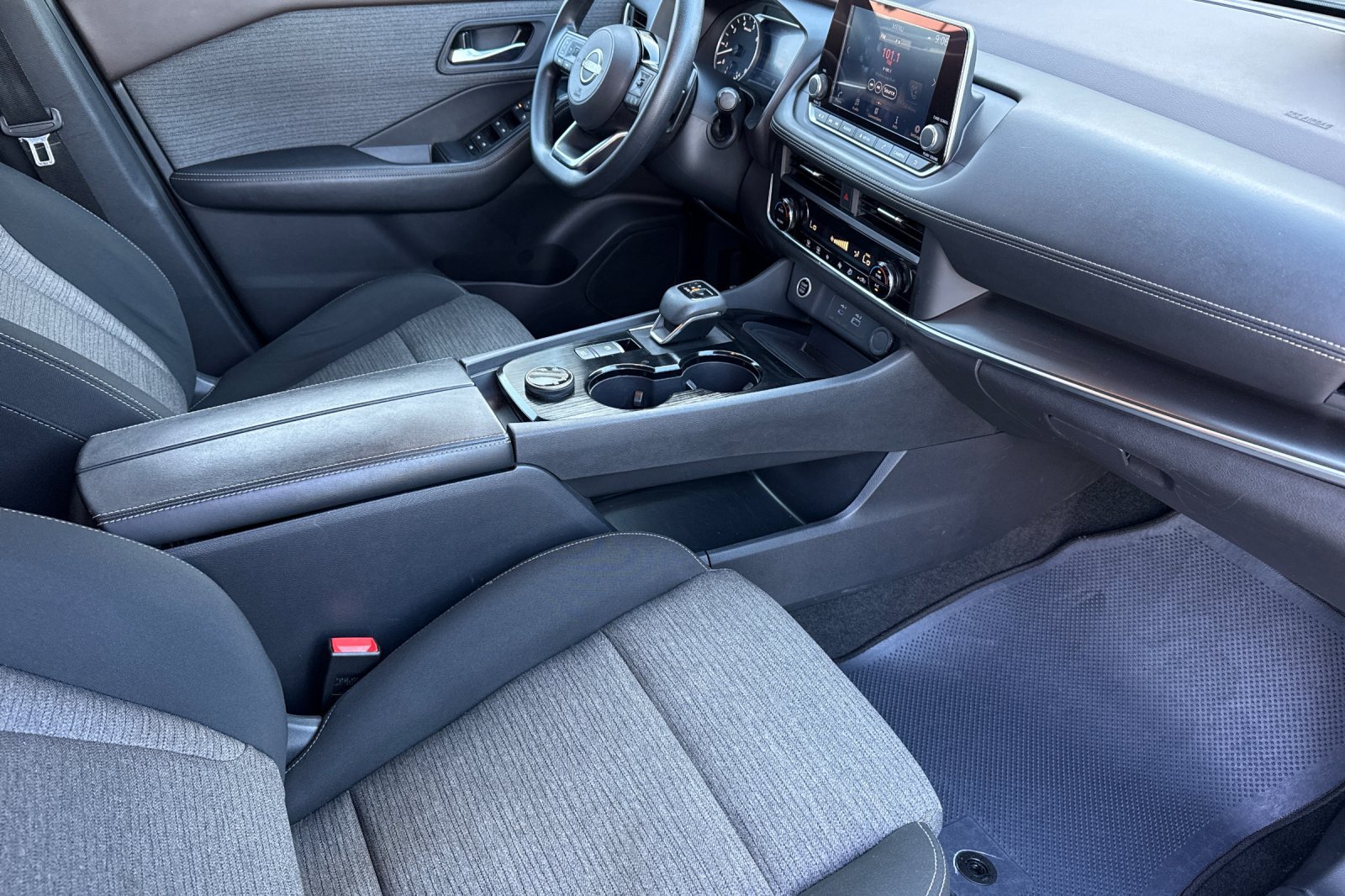 Certified 2023 Nissan Rogue SV AWD/4WD image 21