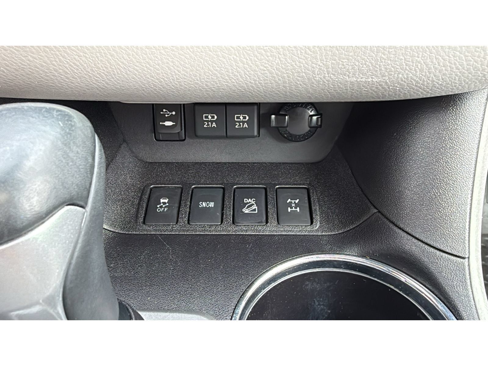 Used 2019 Toyota Highlander Limited AWD/4WD image 27