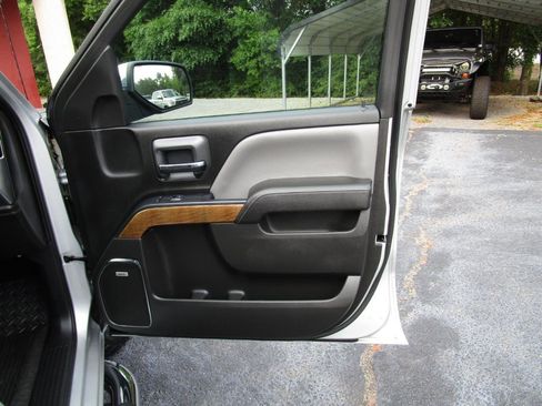 Used 2015 Chevrolet Silverado 1500 LTZ w/ LTZ Plus Package RWD image 33