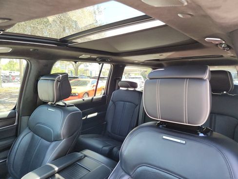 Certified 2025 Jeep Grand Wagoneer Series II Obsidian w/ Quick Order Packagew 28T AWD/4WD image 21