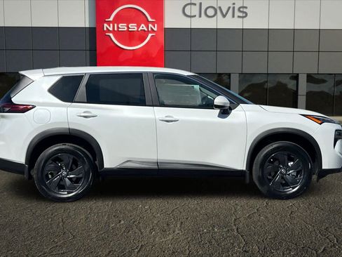 New 2026 Nissan Rogue SV AWD/4WD image 9