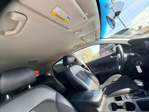 Used 2018 Kia Optima S image 29