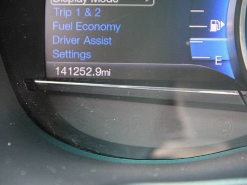 Used 2017 Ford Explorer Limited FWD image 28