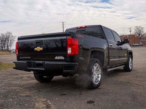 Used 2018 Chevrolet Silverado 1500 High Country image 3