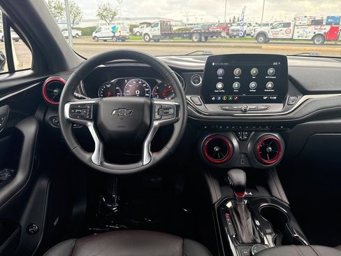 Used 2025 Chevrolet Blazer RS image 22