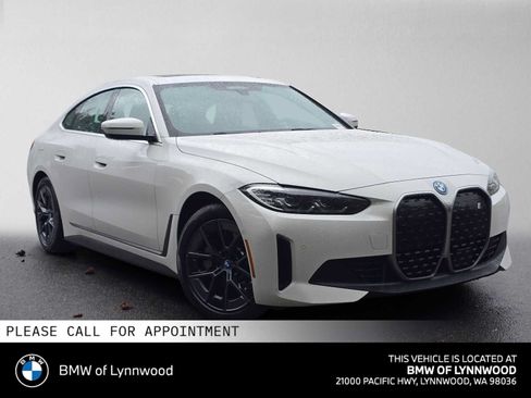 Used 2023 BMW i4 eDrive35 RWD image 1