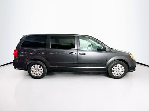 Used 2017 Dodge Grand Caravan SE w/ Power Window Group image 10