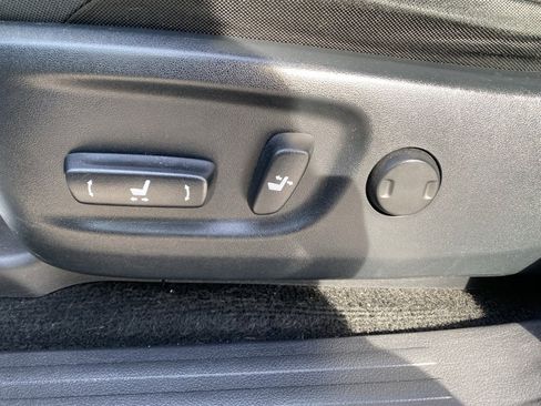 Used 2022 Toyota 4Runner SR5 image 14