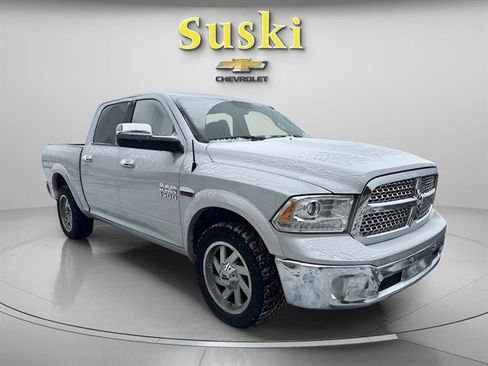 Used 2017 RAM 1500 Laramie w/ Convenience Group image 4