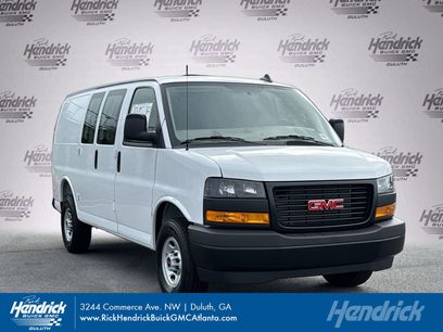 New 2025 GMC Savana 3500