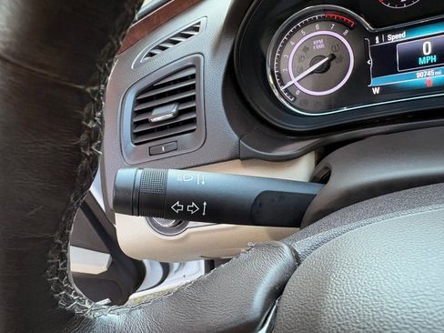 Used 2016 Buick Regal Premium w/ Driver Confidence Package #2 image 42