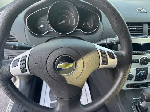 Used 2011 Chevrolet Malibu LT w/ White Diamond Premium Package image 9