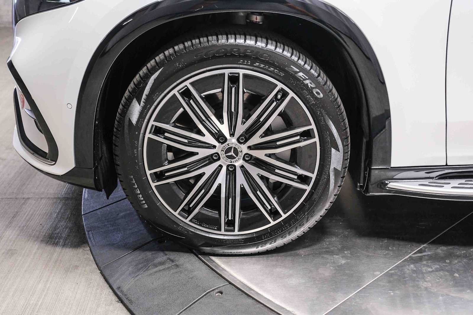 Certified 2023 Mercedes-Benz EQS 580 4MATIC SUV image 10