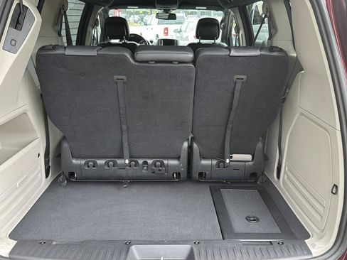 Used 2019 Dodge Grand Caravan SXT FWD image 20