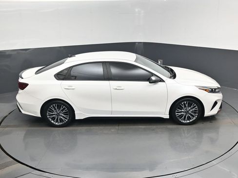 Certified 2024 Kia Forte GT-Line image 43