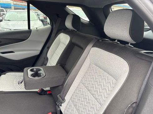 Used 2024 Chevrolet Equinox LS w/ LS Convenience Package image 23
