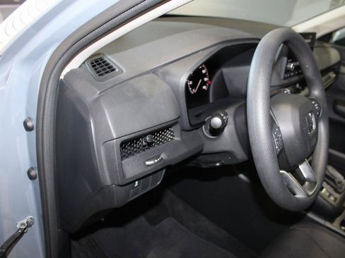 Used 2023 Honda CR-V EX image 11