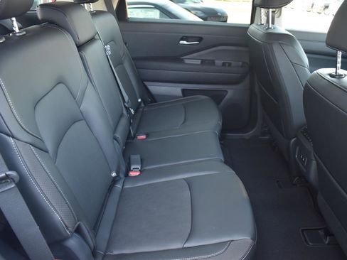 New 2026 Nissan Pathfinder SL FWD image 66