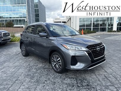 Used 2023 Nissan Kicks SV