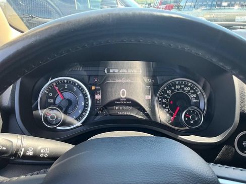 Used 2020 RAM 1500 Big Horn AWD/4WD image 18