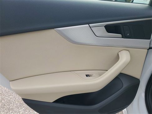 Used 2018 Audi A4 2.0T Premium image 10