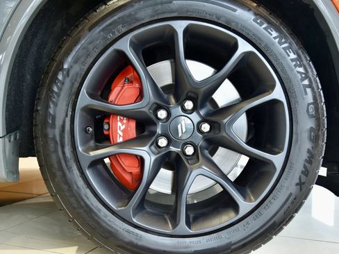 Used 2022 Dodge Durango R/T w/ Tow 'N Go Package AWD/4WD image 10