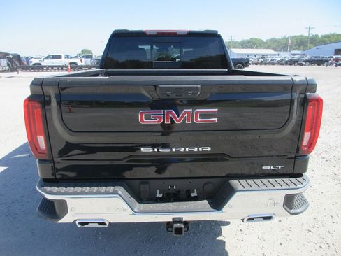 New 2026 GMC Sierra 1500 SLT w/ SLT Premium Plus Package AWD/4WD image 6