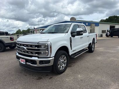 New 2026 Ford F350 Lariat w/ Lariat Premium Package
