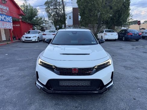 Used 2023 Honda Civic Type R image 3