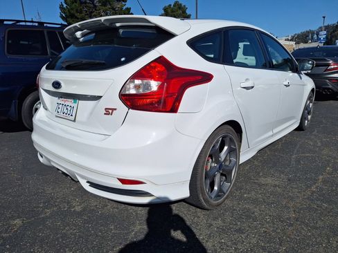 Used 2014 Ford Focus ST w/ Equipment Group 202A FWD image 8