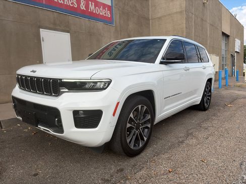 Used 2023 Jeep Grand Cherokee L Overland AWD/4WD image 6
