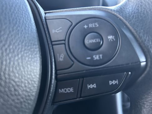 Certified 2025 Toyota RAV4 XLE image 27