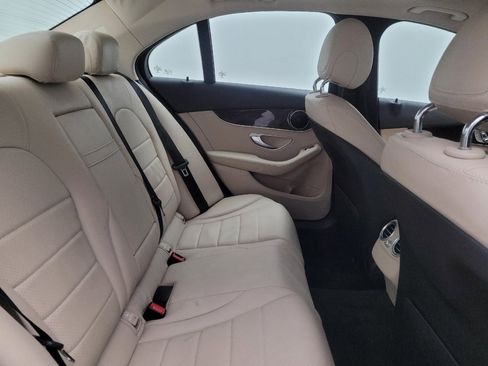Used 2018 Mercedes-Benz C 300 4MATIC Sedan image 19