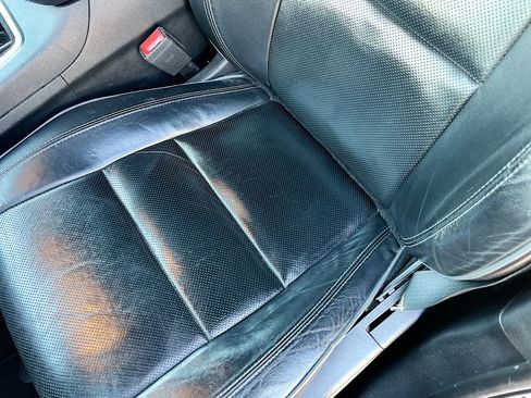 Used 2019 Jeep Grand Cherokee Overland RWD image 20