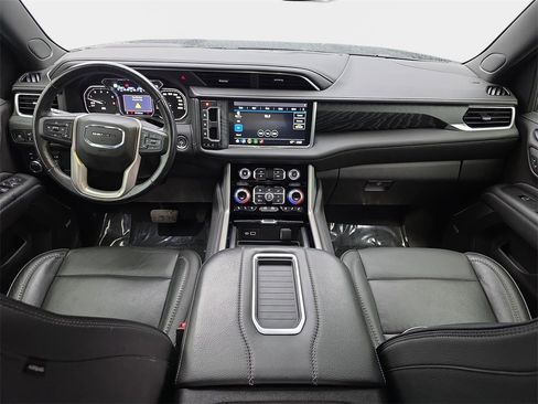Used 2021 GMC Yukon Denali image 10