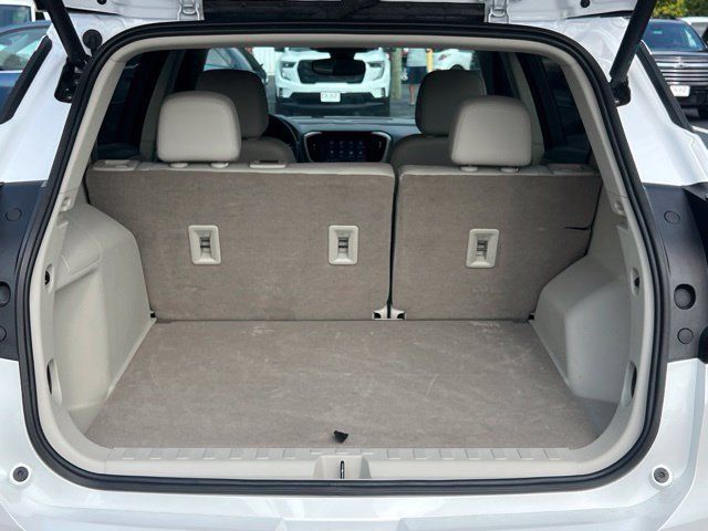 Used 2023 GMC Terrain Denali w/ Denali Premium Package AWD/4WD image 15