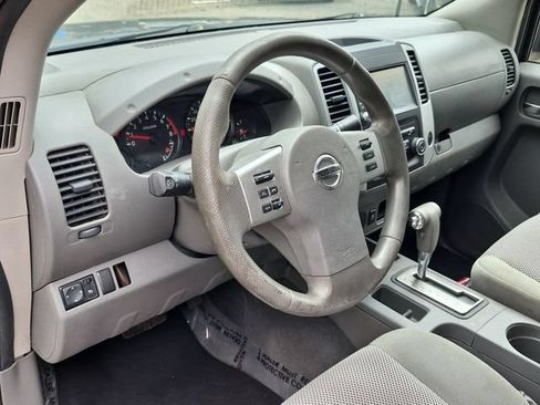 Used 2019 Nissan Frontier SV RWD image 12