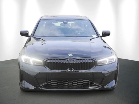 New 2026 BMW 330i Sedan w/ M Sport Package image 2