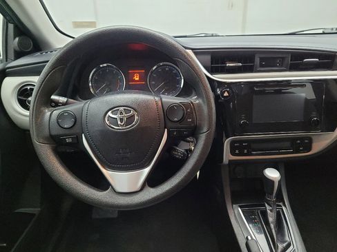 Used 2019 Toyota Corolla SE image 22